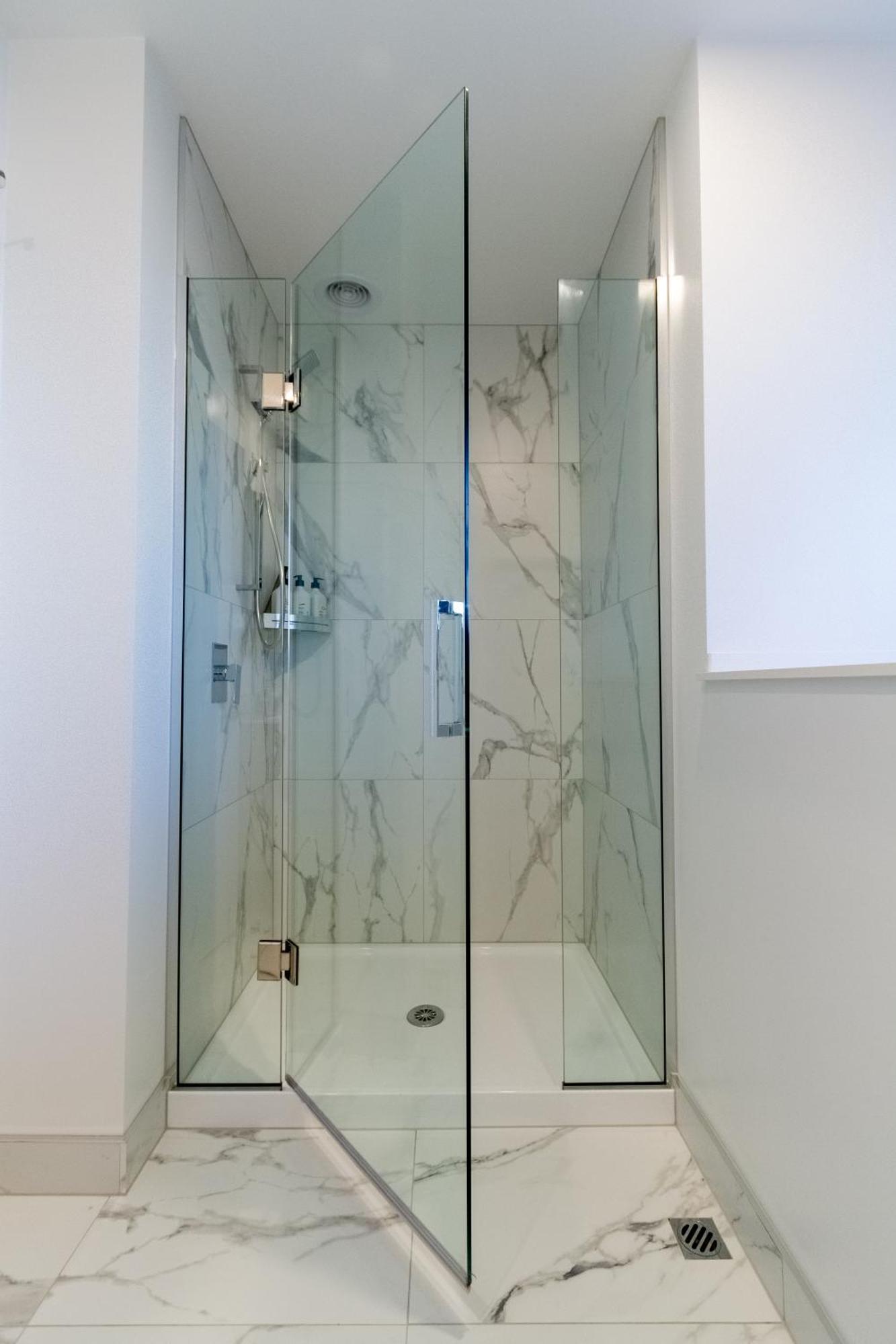 شقة Urban Elegance - 2 Bed, 2 Bath In The Cbd كريستتشيرش المظهر الخارجي الصورة