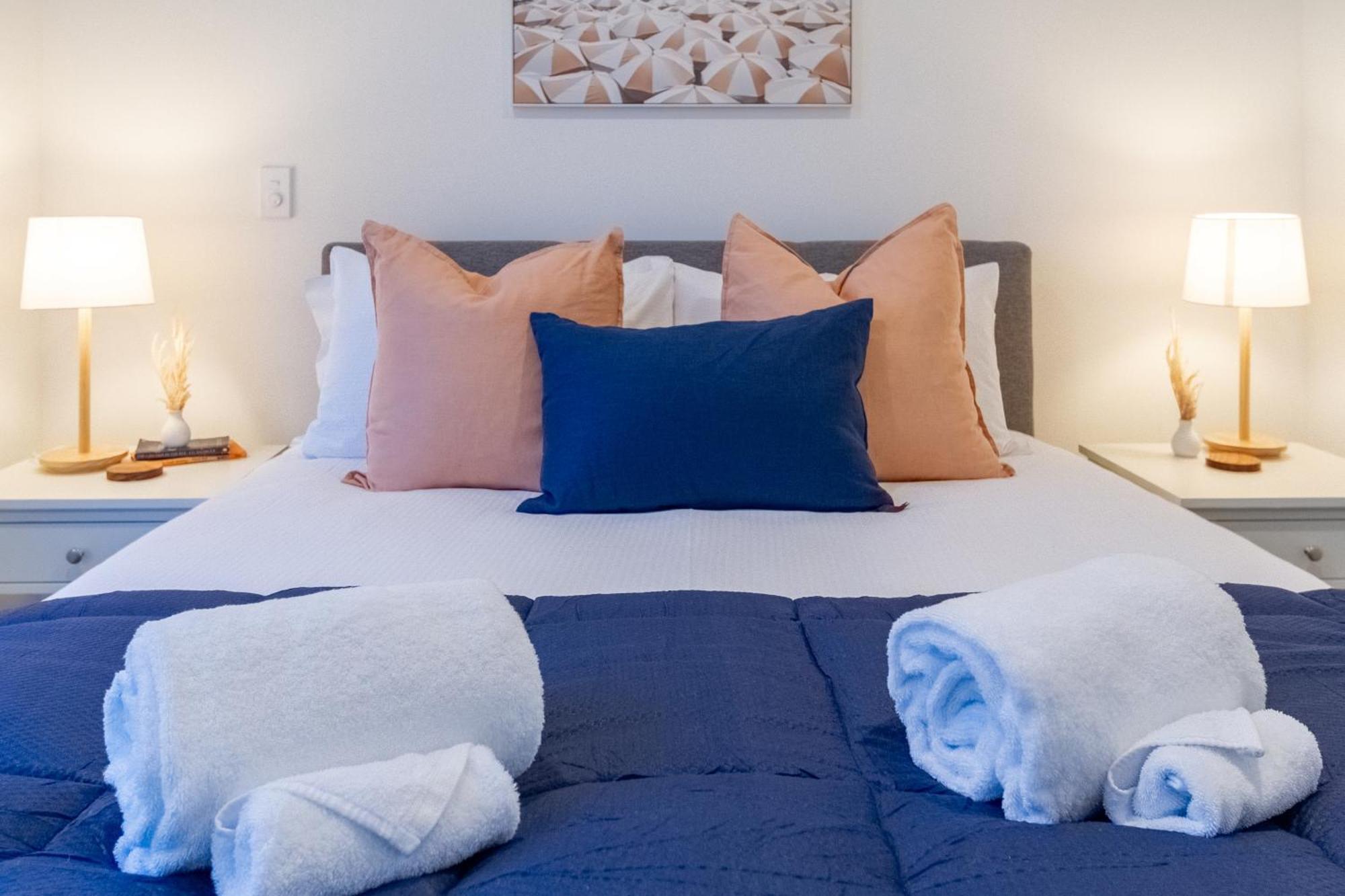 شقة Urban Elegance - 2 Bed, 2 Bath In The Cbd كريستتشيرش المظهر الخارجي الصورة