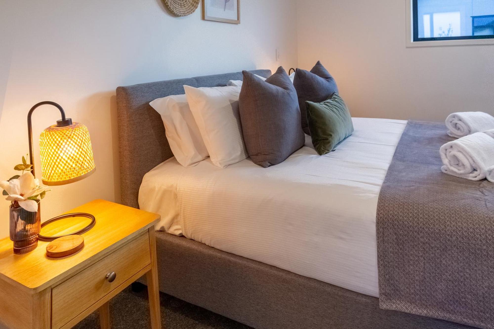 شقة Urban Elegance - 2 Bed, 2 Bath In The Cbd كريستتشيرش المظهر الخارجي الصورة